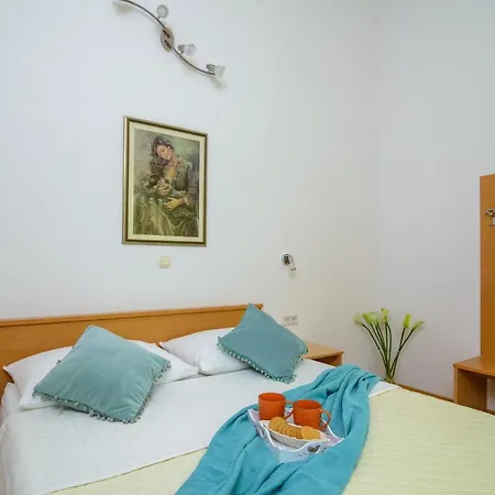 Guest house Kasalo