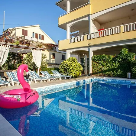 Kasalo 3* Trogir
